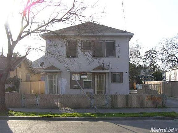 4th image of 613 N Madison St