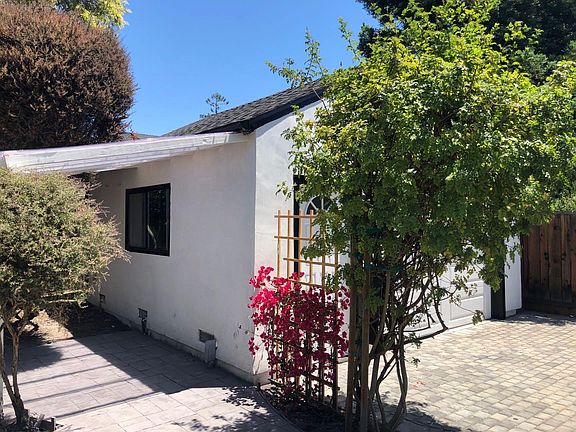 2nd image of 2351 Emerson St