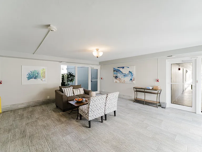 800 E Camino Real #309 — Photo 28