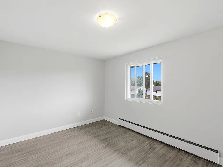99 Cartier Rd — Photo 21
