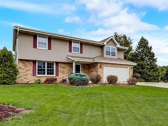 2nd image of 9050 S Leah Ln