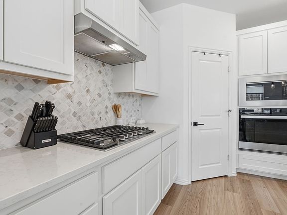 2nd image of 1730 Coachman Dr
