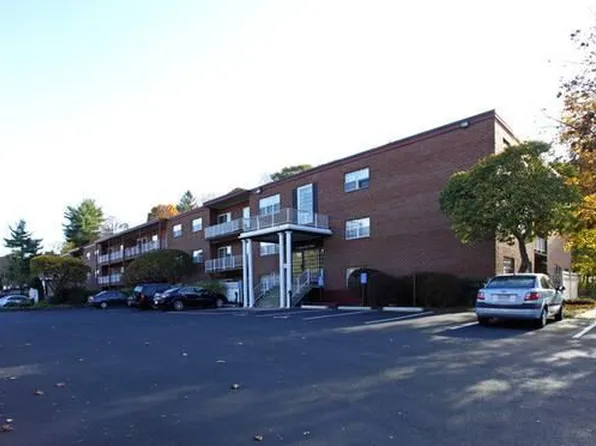 30 Salem End Rd APT 19A, Framingham, MA 01702