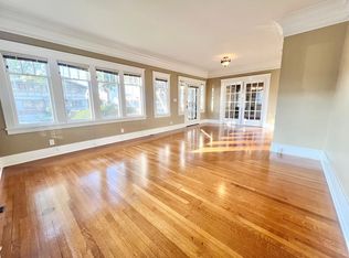 210 Temple Ave, Long Beach, CA 90803