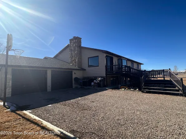 922 E 3rd St, Big Piney, WY 83113