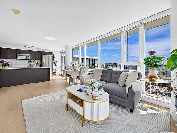 4th image of 7988 Ackroyd Rd Penthouse 1