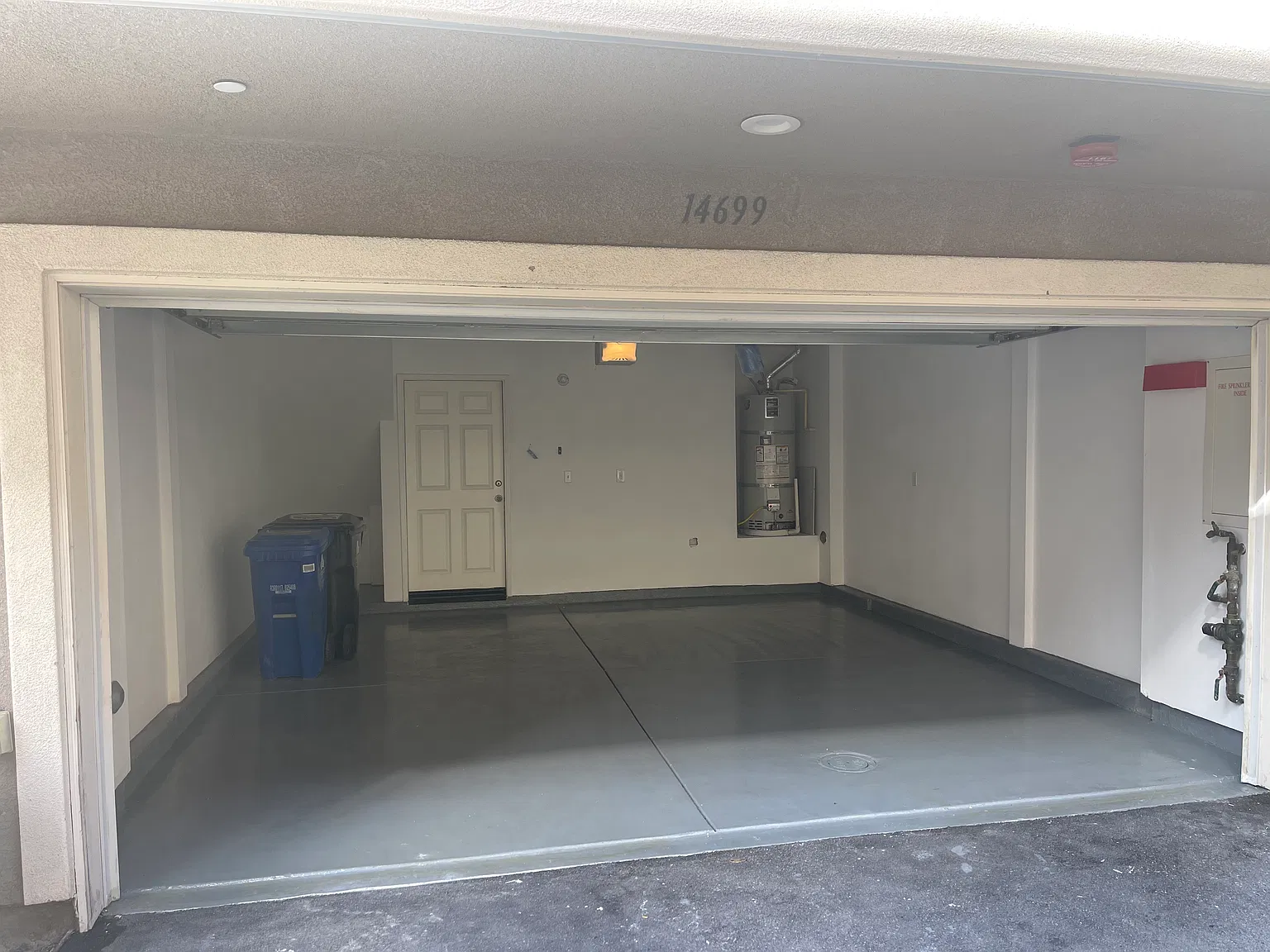 14699 Sherman Way — Photo 4