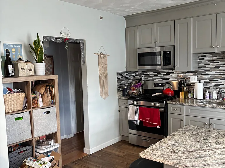50 Derby St #2A — Photo 5