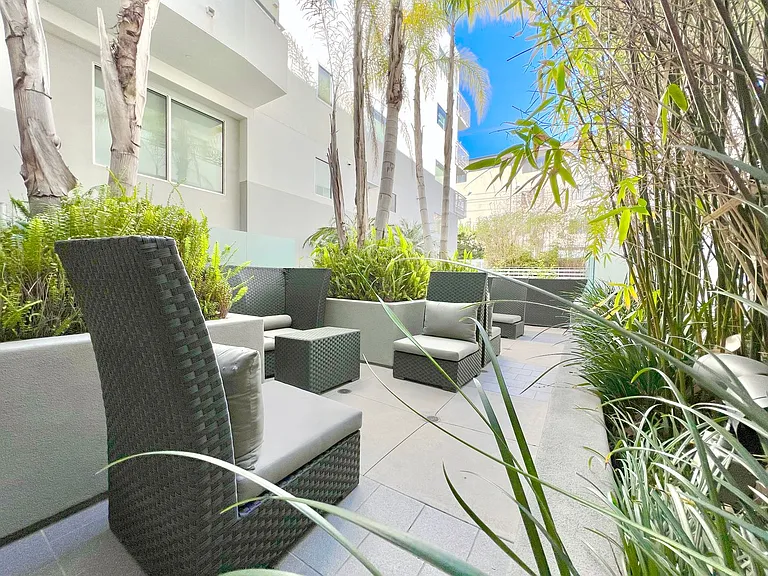1700 Sawtelle Blvd #219 — Photo 24