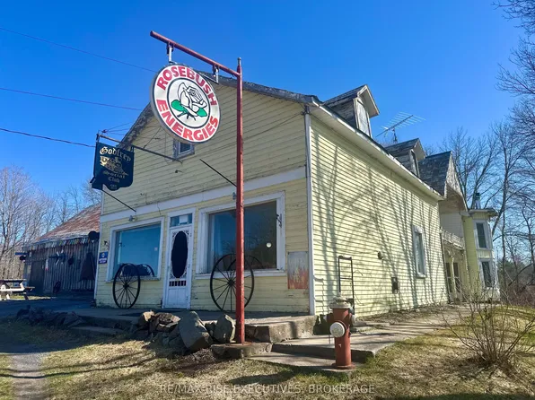 16 Westport Rd, Central Frontenac, ON K0H 1T0