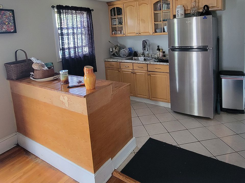 1st image of 3453 Fulton Rd Unit 2