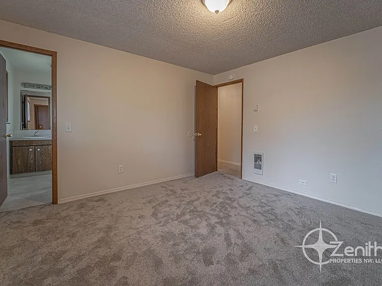 3018 NE 78th Ave — Photo 14