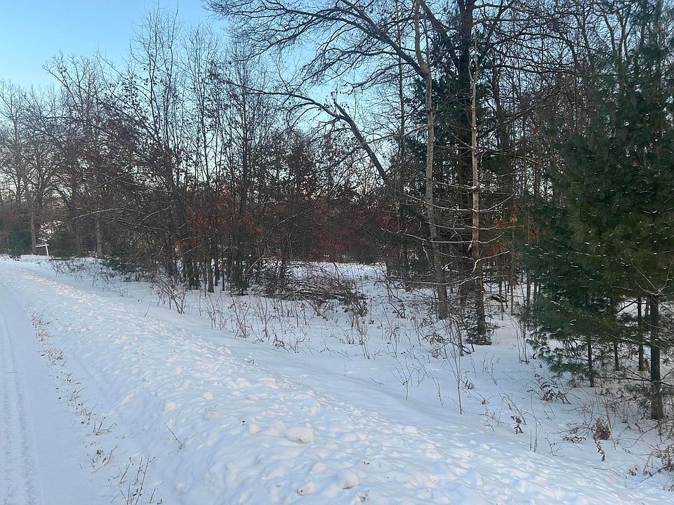 1st image of 122 Hidden Hills Dr