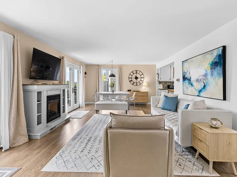 6 Harbour Ln — Photo 3