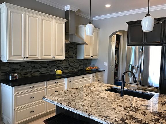 5th image of 10560 Carena Cir