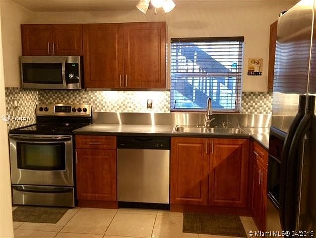 1st image of 840 NE 199th St APT 104B