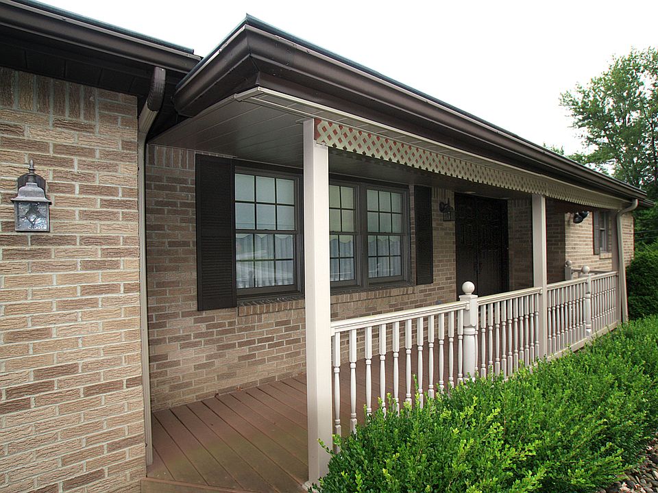 1st image of 601 Courtview Dr
