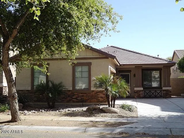 2981 E Dublin St — Photo 2
