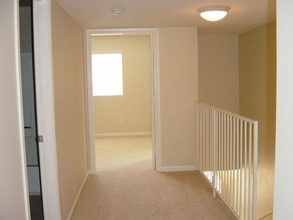 5th image of 305 S Mollison Ave Unit 2