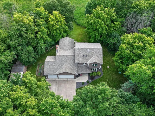 19972 Troy St NW, Elk River, MN 55330