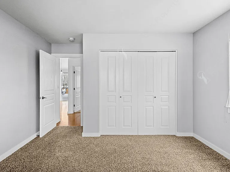 20700 Nicolette Dr — Photo 13