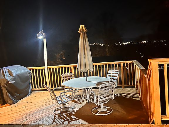 5th image of 10 Billwood Dr