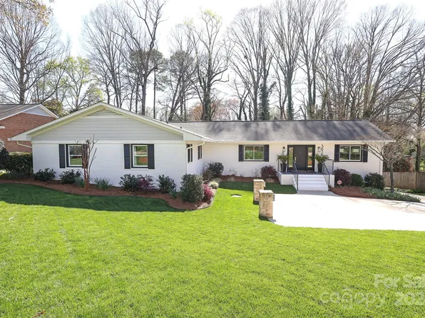 3616 Mill Pond Rd, Charlotte, NC 28226