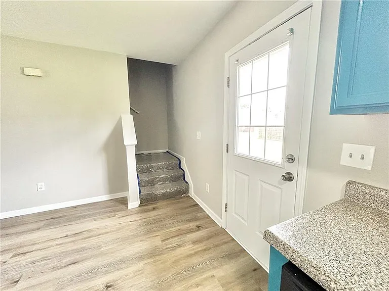 736 Wheel House Ln #B — Photo 8