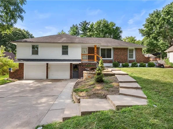 100 NW Locust Dr, Blue Springs, MO 64014