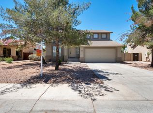 1893 E Smoke Tree Rd, Gilbert, AZ 85296