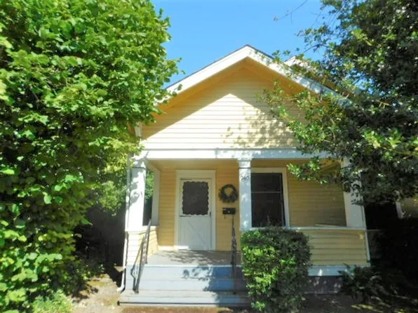 940 17th St NE, Salem, OR 97301