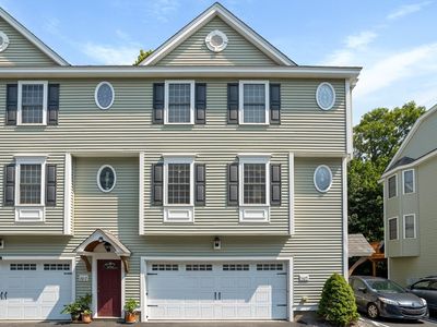110 Smith St UNIT 3, Lowell, MA, 01851