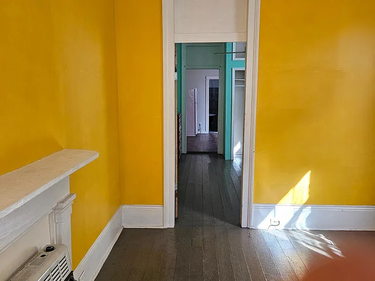 2731 Orleans Ave — Photo 3