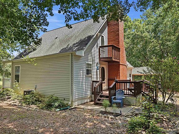 4th image of 117 Shaffner Dr