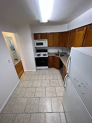4th image of 65-02 Austin St #2B