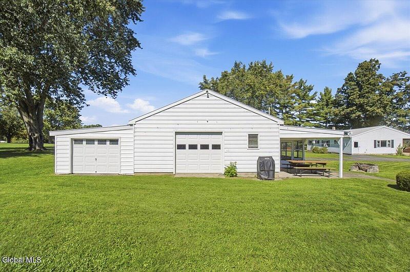 5th image of 341 Getman Road
