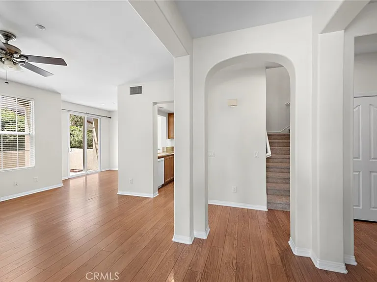 31 Notchbrook Ln — Photo 3