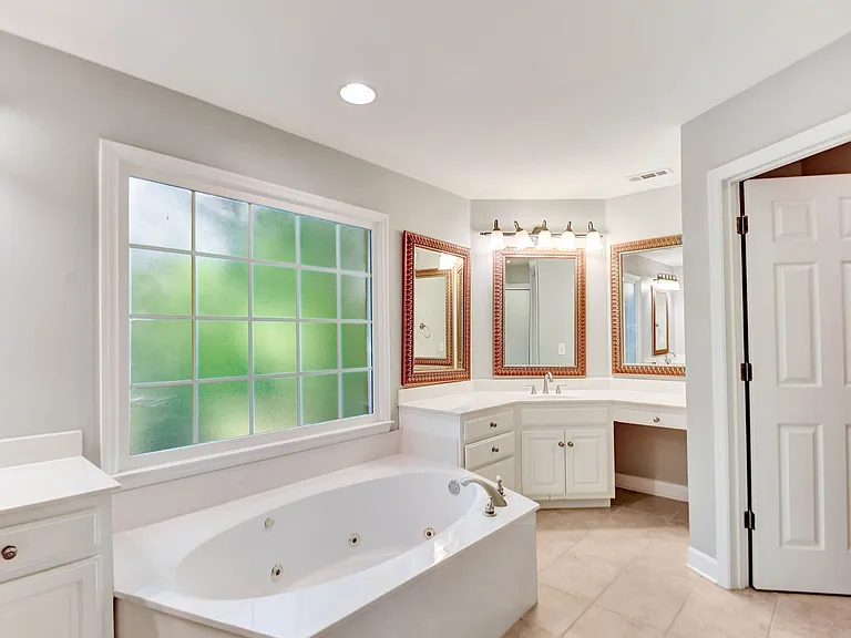 1170 Knob Creek Dr — Photo 10