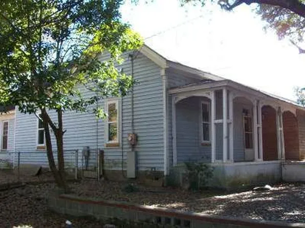 1904 Irwinton Rd, Milledgeville, GA 31061