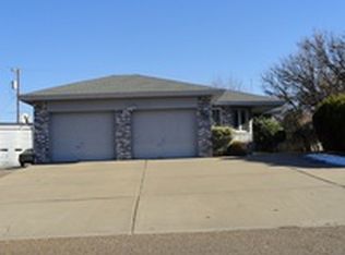 905 W 7th St, Muleshoe, TX 79347