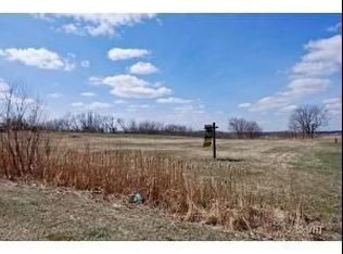 5285 Goldenrod Dr, Oswego, IL 60543