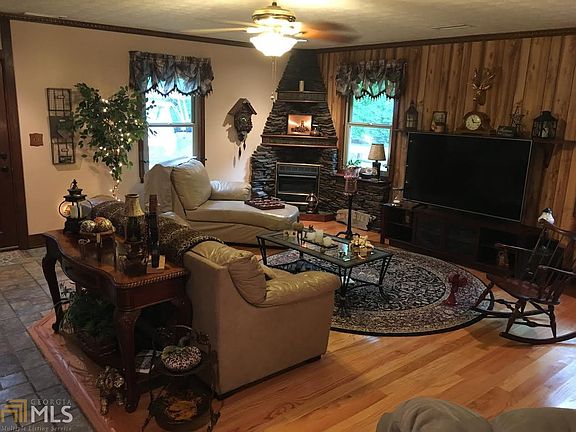 3rd image of 4039 Grove Trl