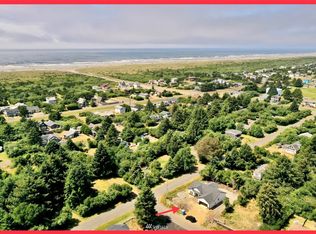 298 Wishkah Ave, Ocean Shores, WA