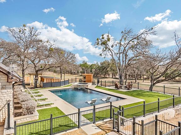 4th image of 150 Shady Lane