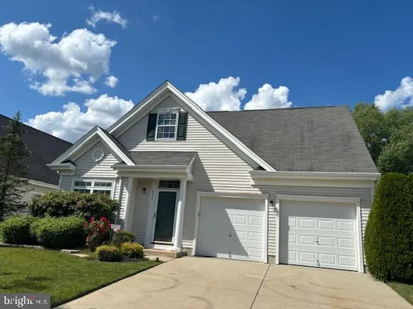 311 McClellan Rd, Egg Harbor Township, NJ 08234