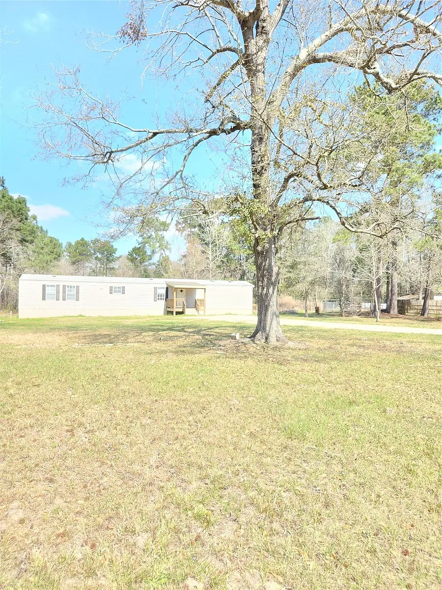 Building Photo - 19139 Groveway Dr