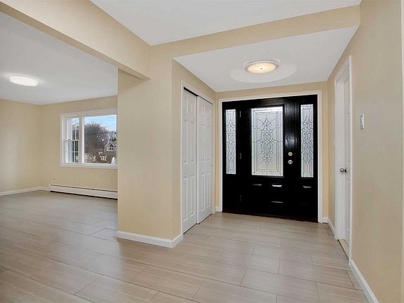 2nd image of 95 Schneider Ln