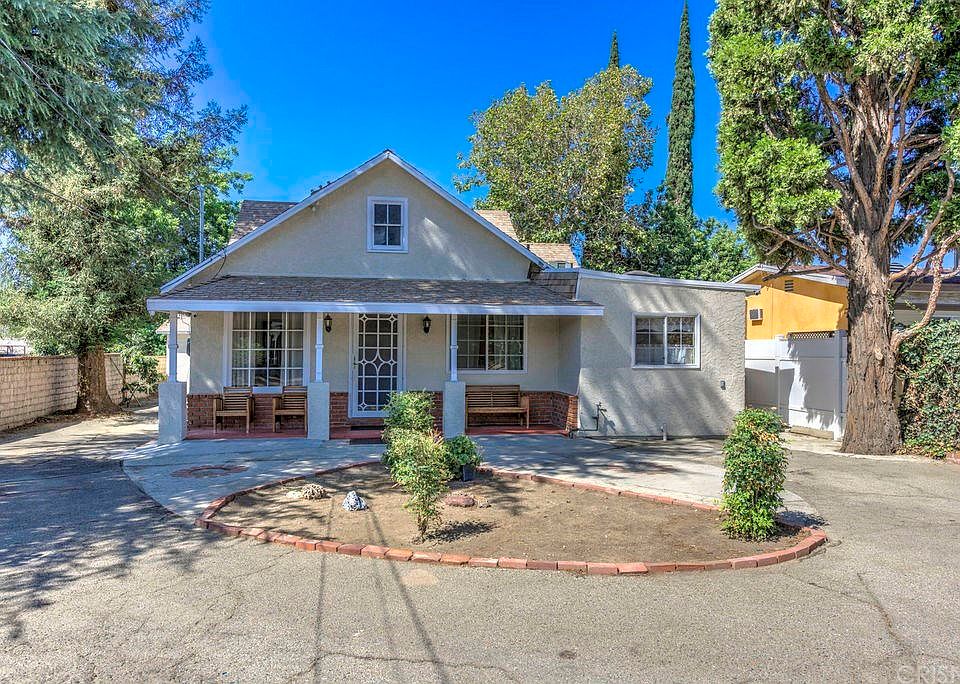 1st image of 12955 Glenoaks Blvd