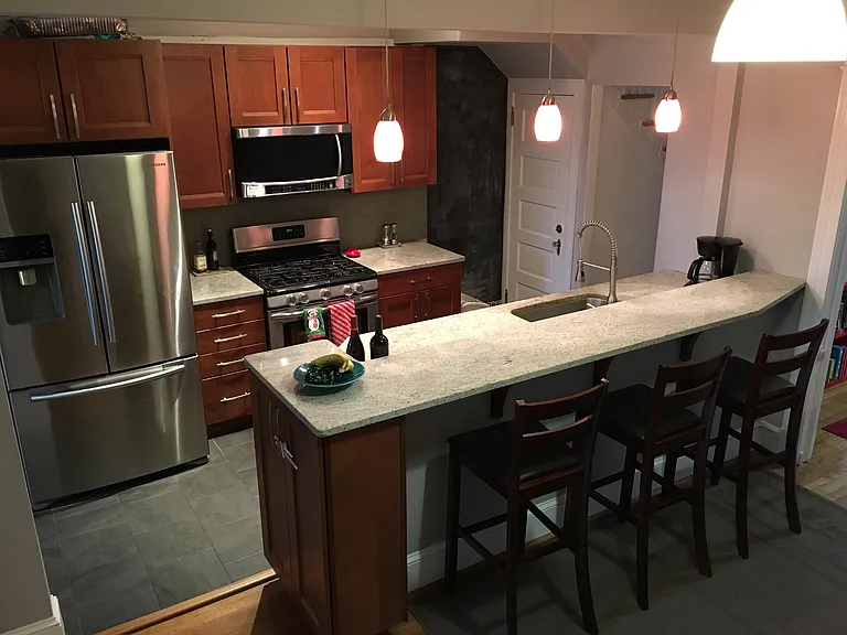 1221 Holbrook St NE — Photo 12