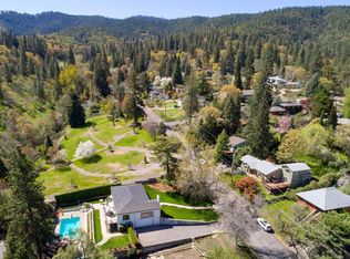 592 Roca St, Ashland, OR 97520